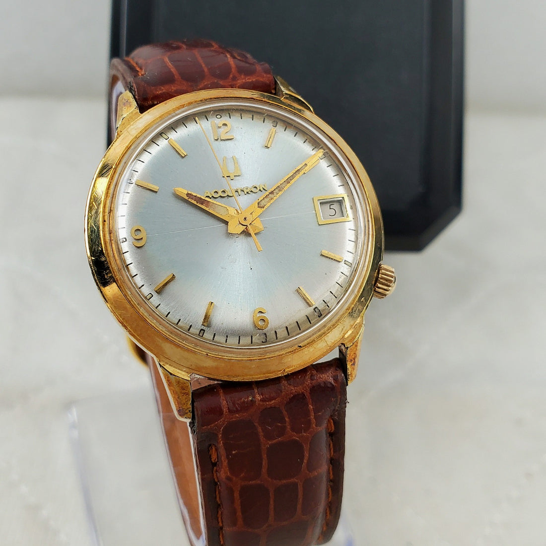 Bulova Accutron Tuning Fork 10K Gold Plate Date Men's Watch — Pre-Owned