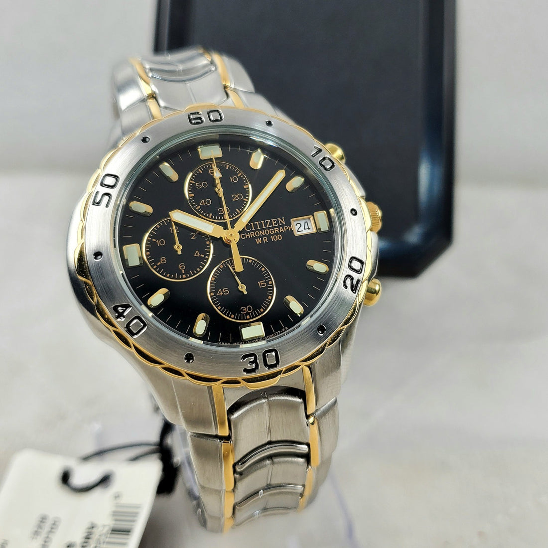 Citizen Chronograph 0510-S003474 Two-tone/black WR 100M Date Men's Watch — Pre-Owned, photo 1