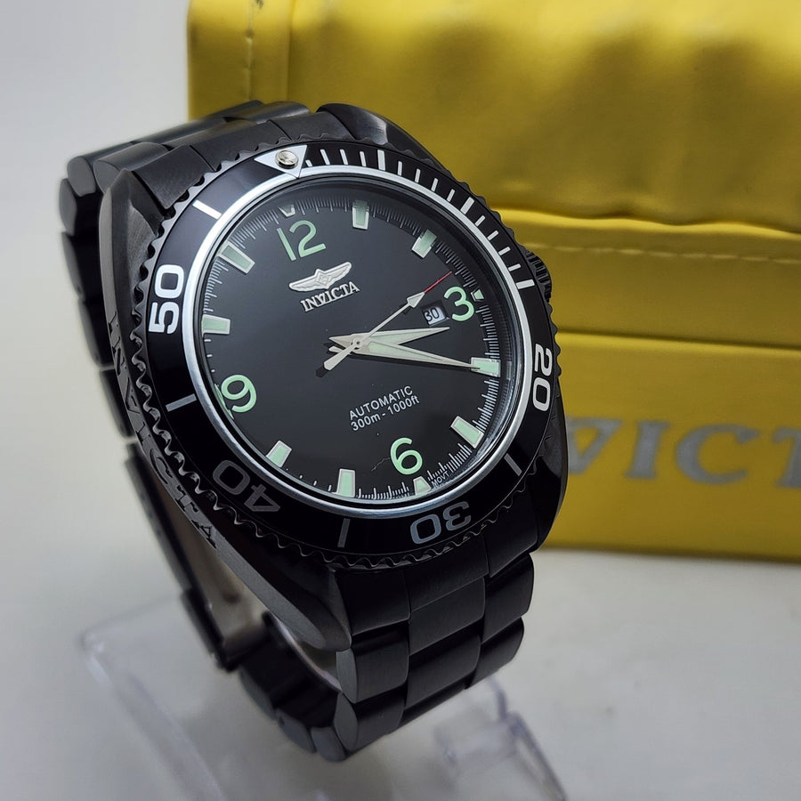 Invicta PRO Diver Automatic 4800 Japan Mov't Black Diver WR 300M Men's Watch — Pre-Owned