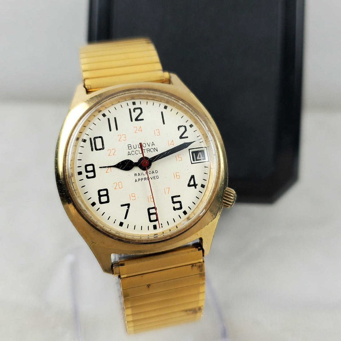 Bulova Accutron Railroad Approved 218 Tuning Fork Mens Watch — Pre-Owned, photo 1
