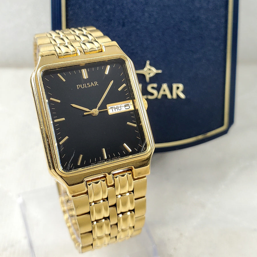 Pulsar by Seiko Tank V733-5000 Gold/black Quartz Day/date Men's Watch — Pre-Owned, photo 1