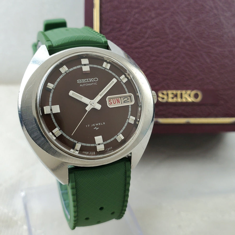 Seiko 7006-7199 Automatic Day/date 17 Jewels Japan Men's Watch — Pre-Owned