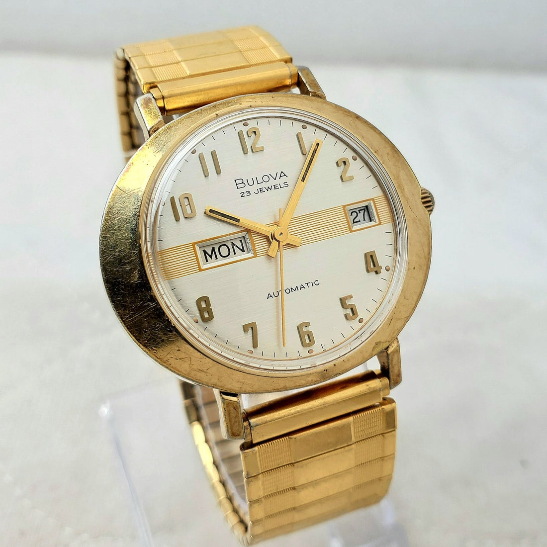 Bulova Automatic 23 Jewels Day/date 10K R.G.P. Back Watch — Pre-Owned, photo 1