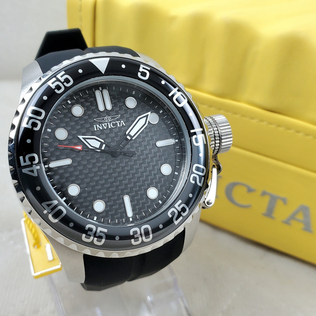 Invicta PRO Diver Tritnite 30725 Quartz Black WR 100M Japan Mov't Men's Watch — Pre-Owned, photo 1