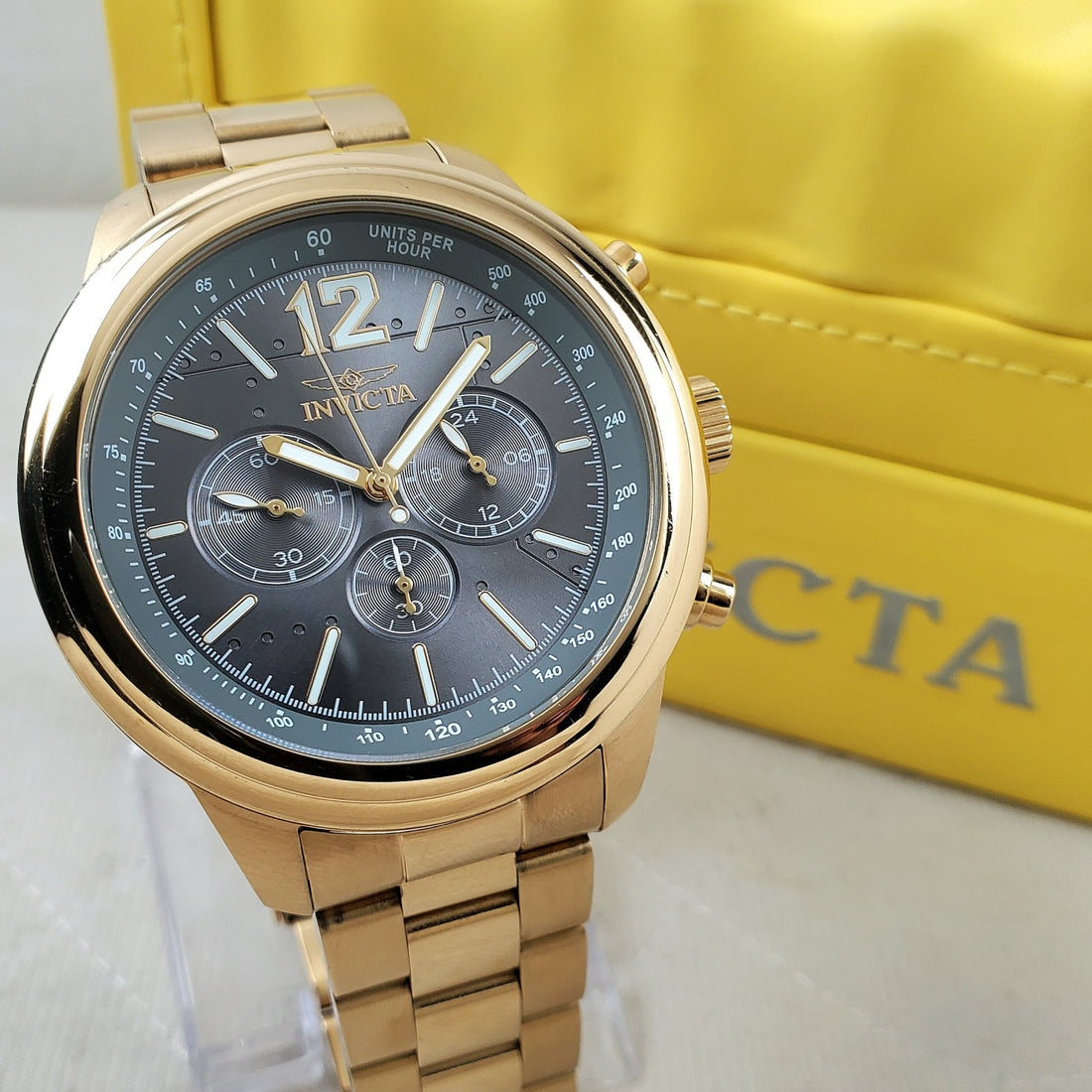 Invicta Aviator 28900 Japan Chronograph Gold/charcoal Quartz 49MM Men's Watch — Pre-Owned, photo 1