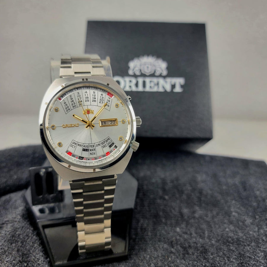 Orient College Multi Year Calendar Automatic White Japanese Mov't Watch — Pre-Owned