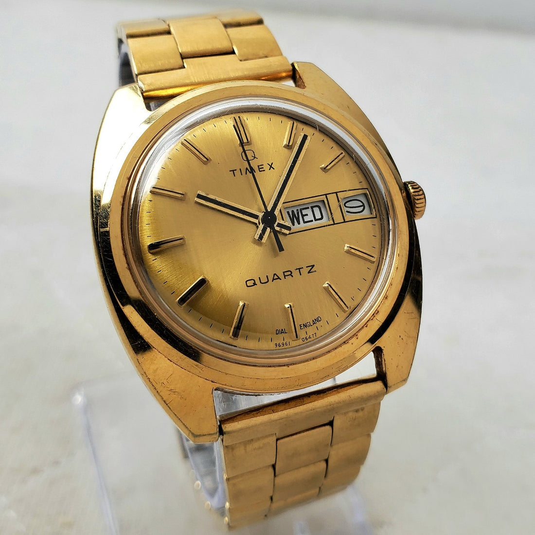 Timex Q Quartz Falcon EYE 96961 06477 England Dial Men's Watch — Pre-Owned, photo 1