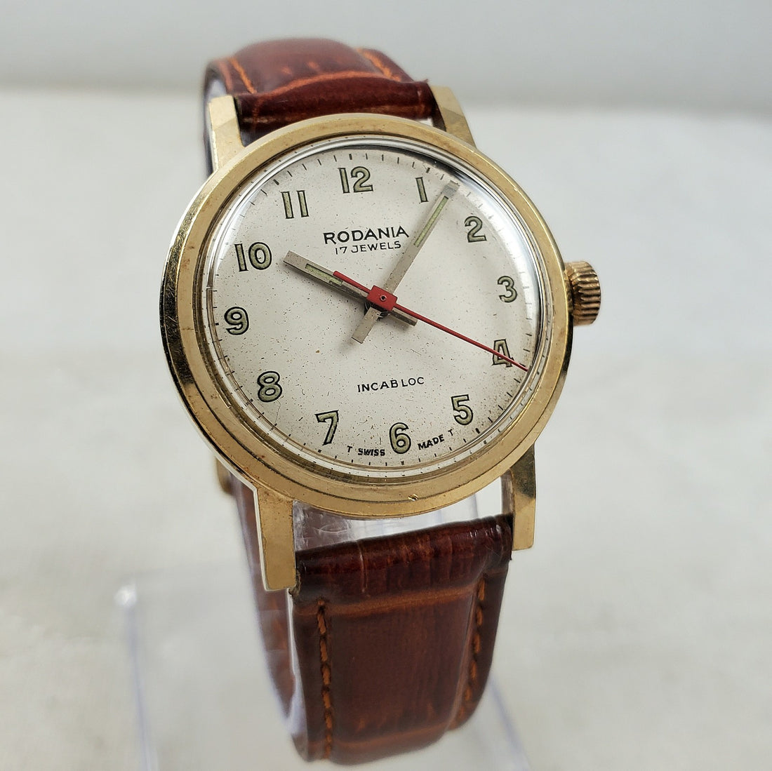 Rodania Incabloc Swiss Made Mechanical Handwind 30MM Men's Watch — Pre-Owned, photo 1