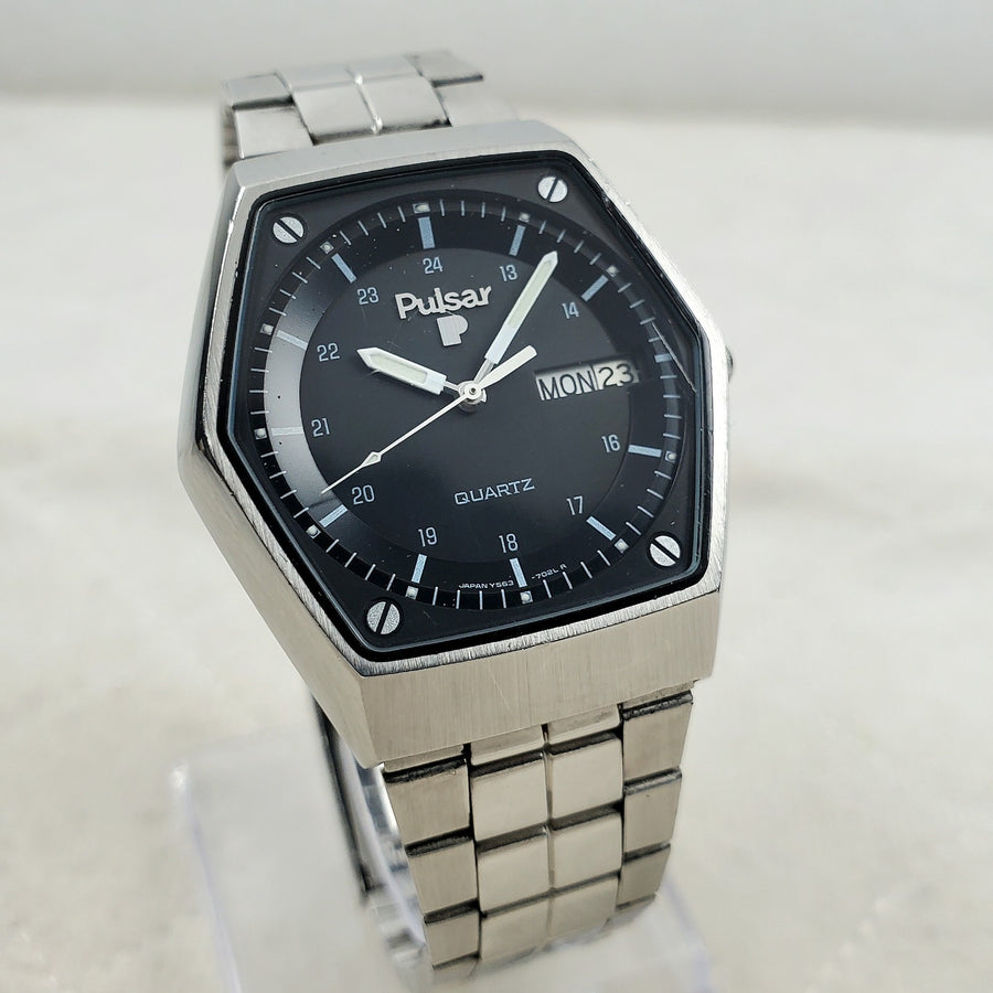 Pulsar by Seiko Y563-7029 Distinctive Hexagonal Black Face Men's Watch — Pre-Owned, photo 1