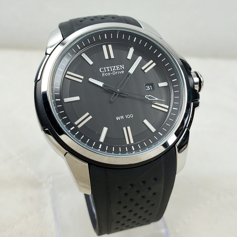 Citizen Eco-drive J810-S082781 Black Date Japan Mov't WR 100M Men's Watch — Pre-Owned