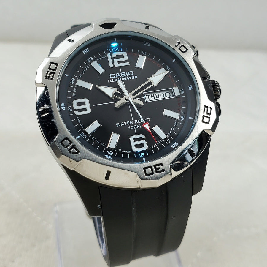 Casio Illuminator MTD-1082 Japan Mov't 24-HOUR Day/date Men's Watch — Pre-Owned, photo 1