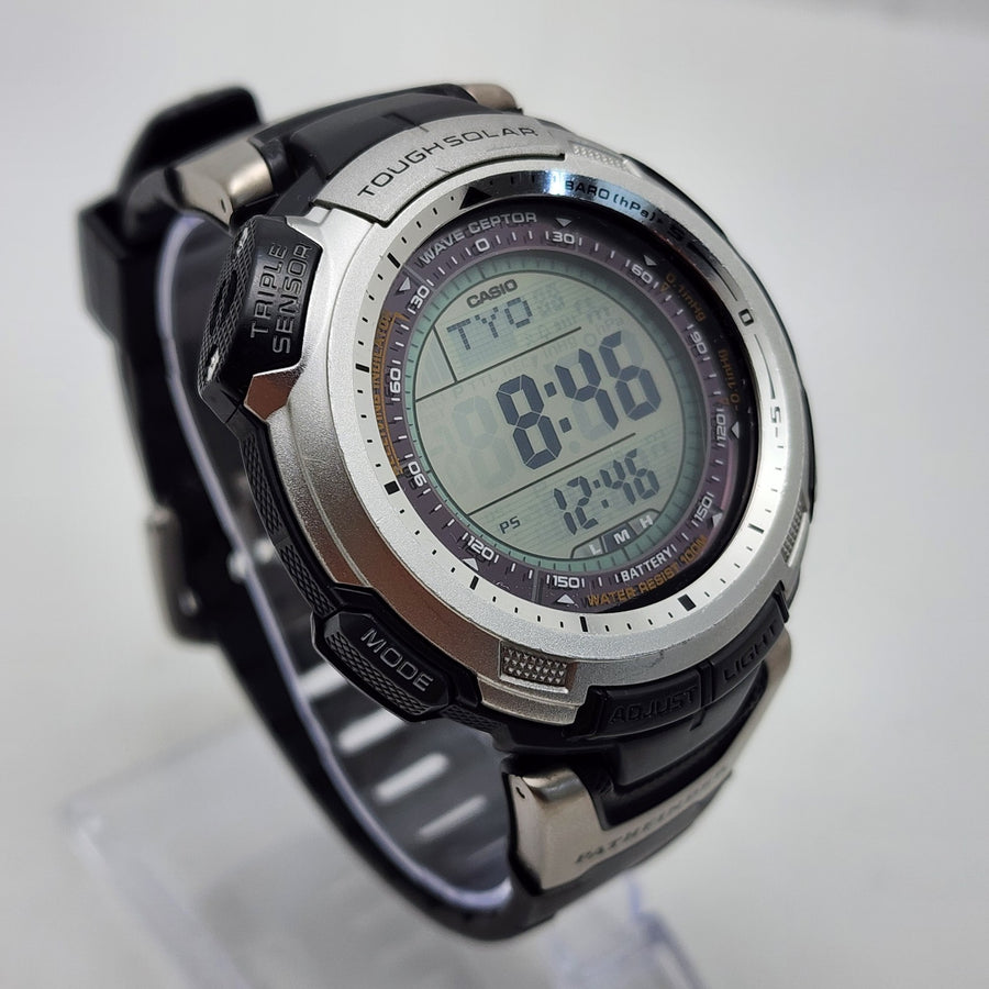 Casio Pathfinder PAW-1300 Wave Ceptor Tough Solar Barometer Compass Men's Watch — Pre-Owned
