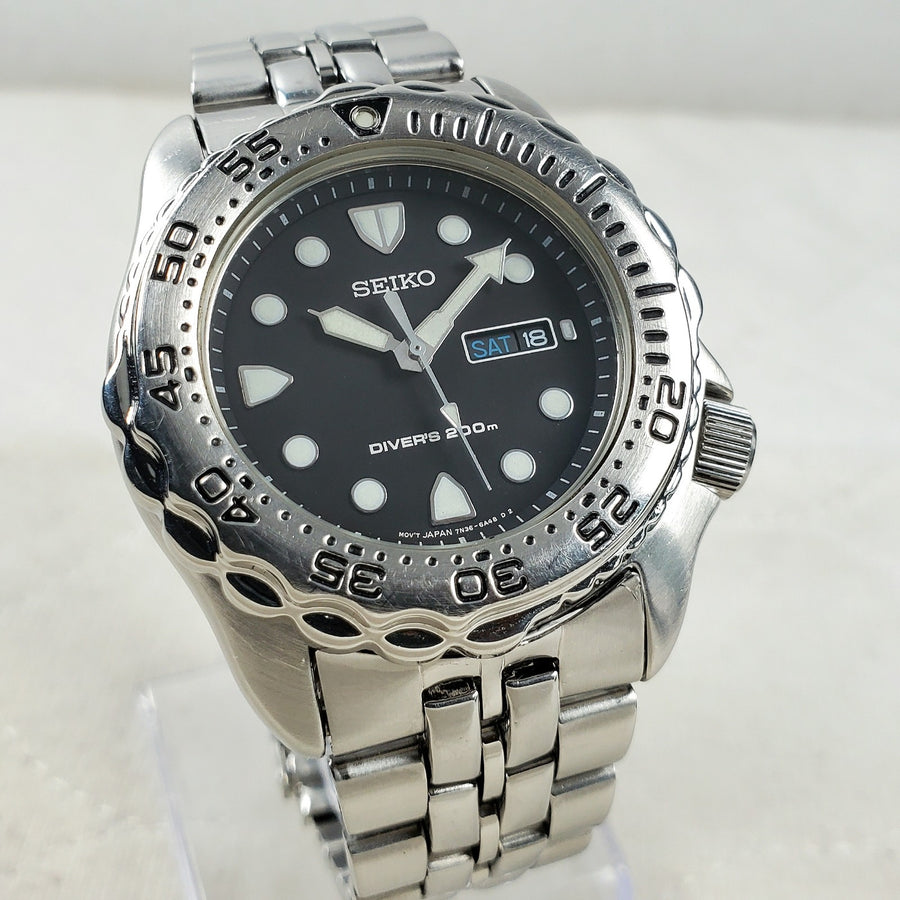 Seiko Scuba Diver's 200M Diver 7N36-6A49 Quartz Black Day/date Watch — Pre-Owned
