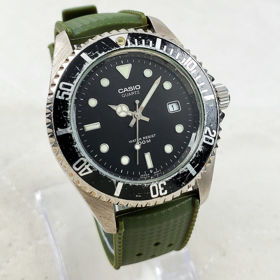 Casio MTD-1010 Diver Quartz Black Dive WR 100M Date 40MM Men's Watch — Pre-Owned