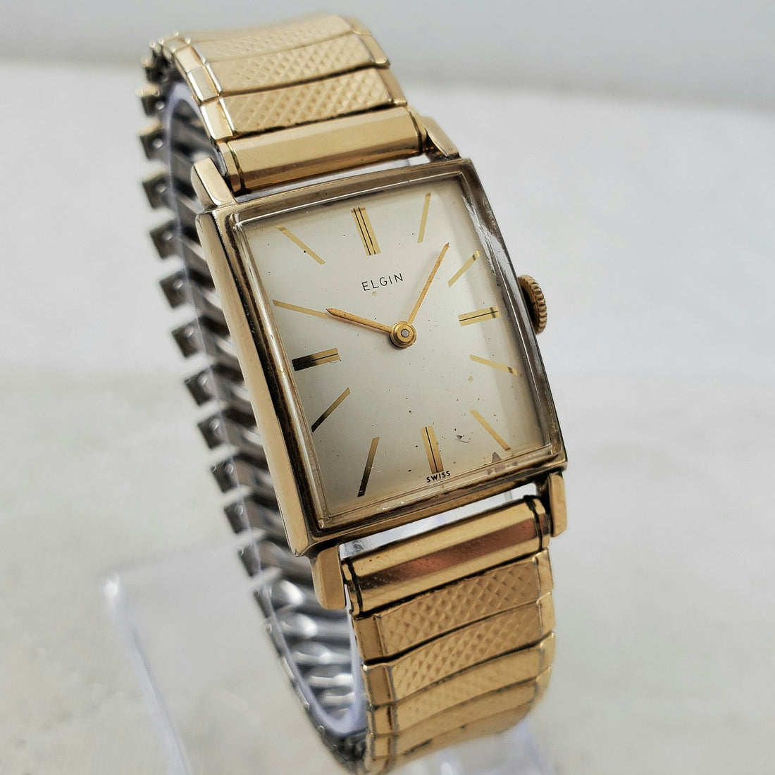 Elgin Tank Mechanical Handwind Swiss 10K Gold Filled 23MM Watch — Pre-Owned, photo 1