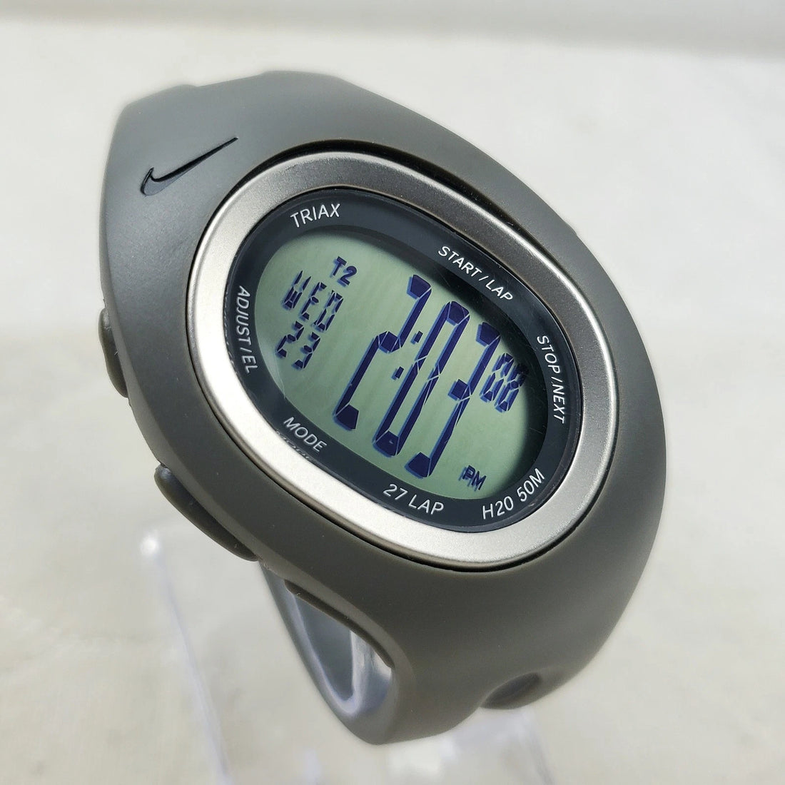 Nike Triax WC9002 Sports Action 27 Laps Gray WR 50M Men's Watch — Pre-Owned