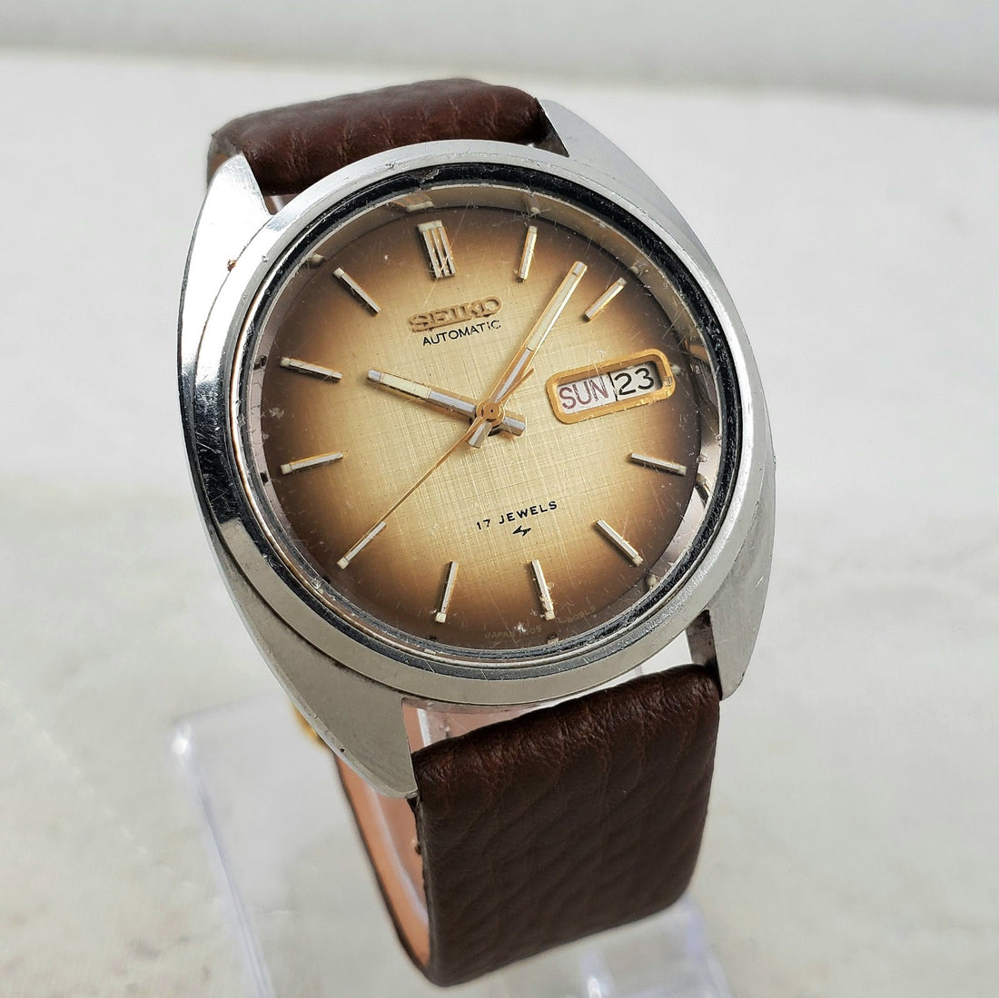 Seiko 7009-8089 Automatic 17 Jewels Day/date Brown Men's Watch — Pre-Owned