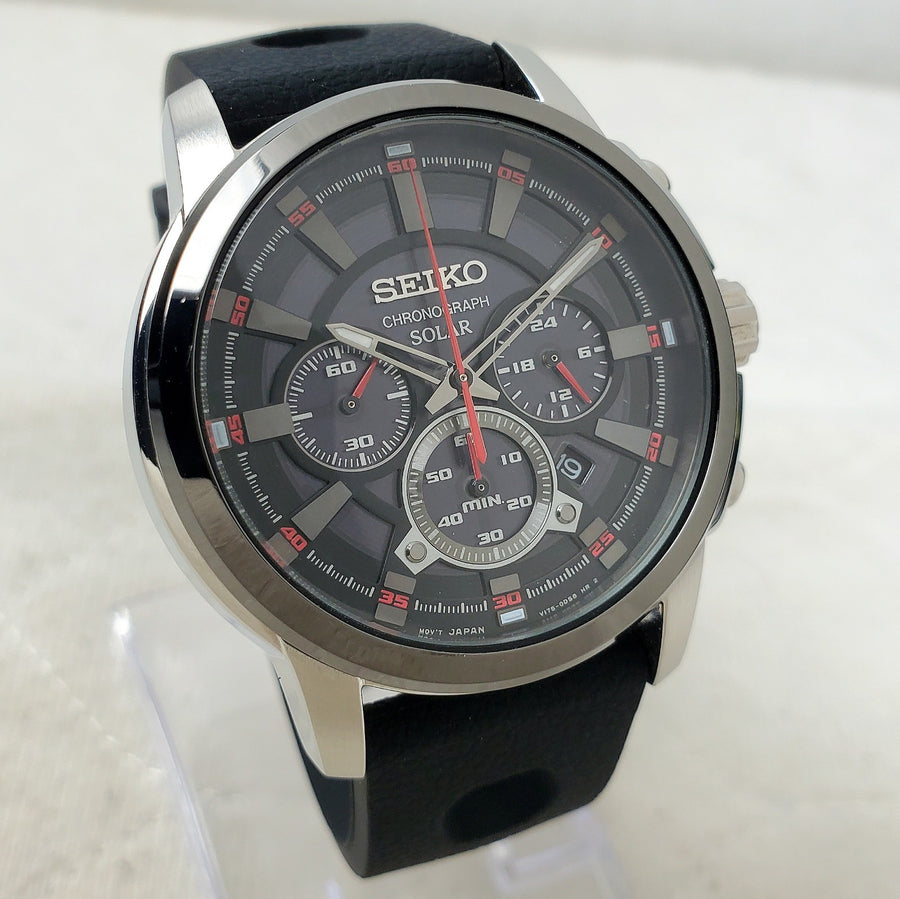 Seiko Solar Chronograph V175-0DE0 Japan Mov't Black 42MM Men's Watch — Pre-Owned