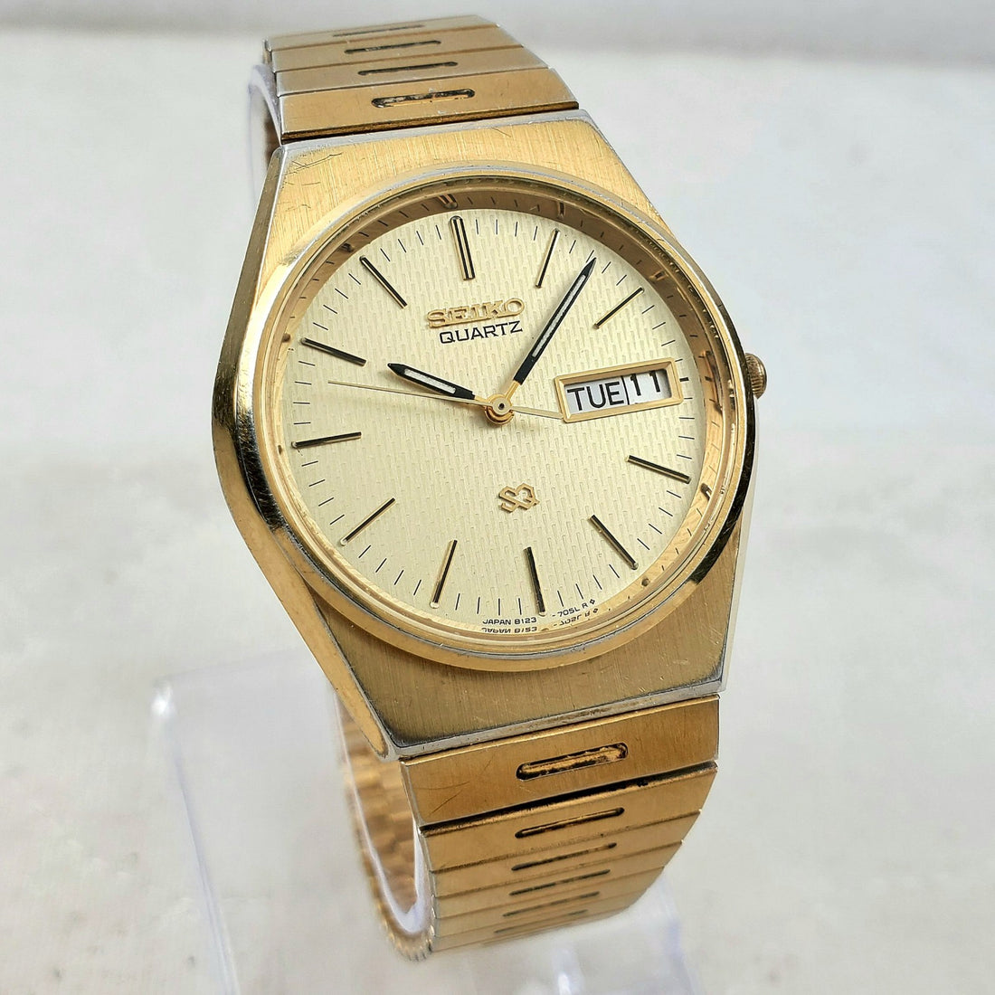 Seiko SQ Quartz 8123-7040 Champagne Day/date Japan Men's Watch — Pre-Owned, photo 1