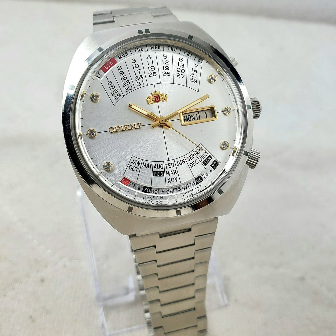 Orient College Multi Year Calendar Automatic White Japanese Mov't Watch — Pre-Owned