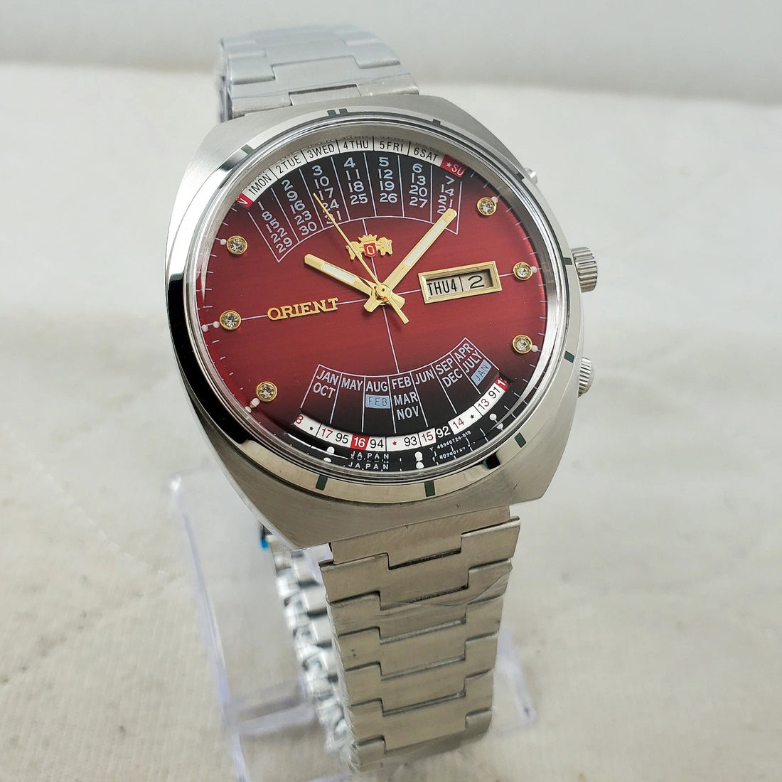 Orient College Multi Year Calendar Automatic RED Japanese Mov't Watch — Pre-Owned