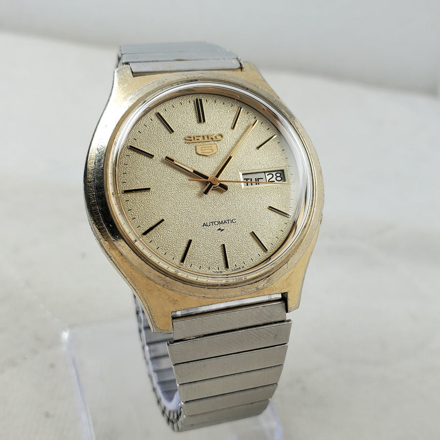 Seiko 5 Automatic 7009-8810 17 Jewels Day/date 38MM Men's Watch — Pre-Owned