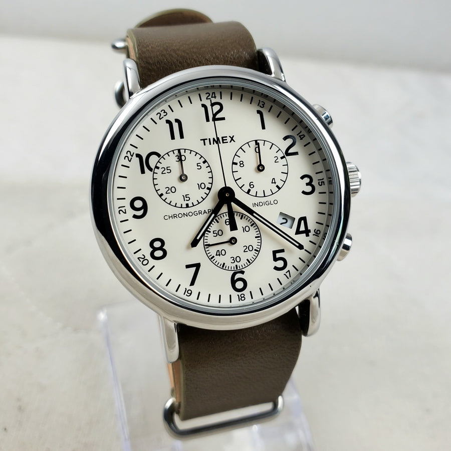 Timex Weekender Chronograph Indiglo TW2R42800 Quartz Military Field Men's Watch — Pre-Owned