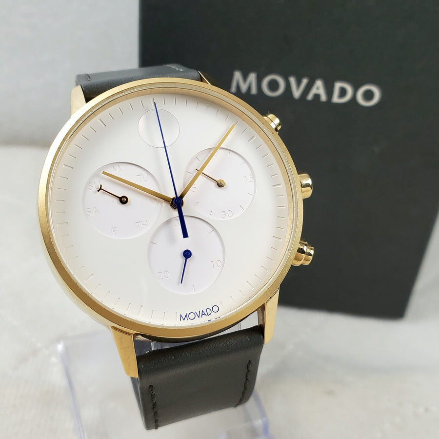 Movado Face Chronograph 3640043 Day/date Swiss Quartz White 43MM Men's Watch — Pre-Owned
