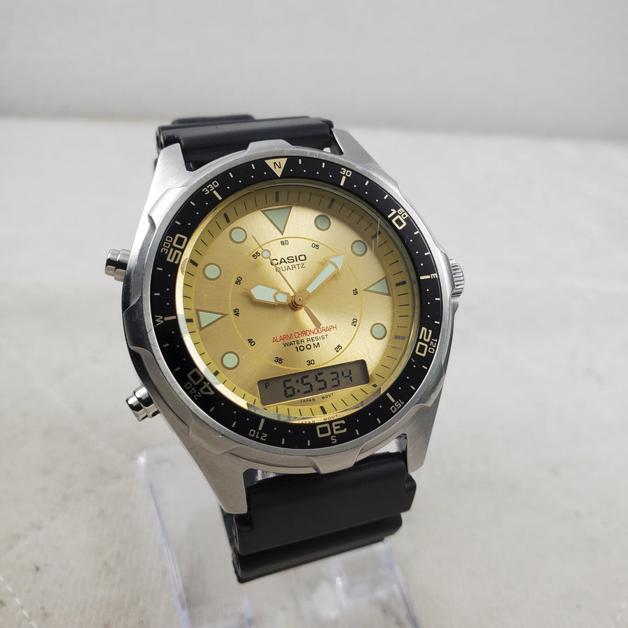 Casio AMW-320R Ana-digi Alarm Chronograph Military Field Men's Watch — Pre-Owned