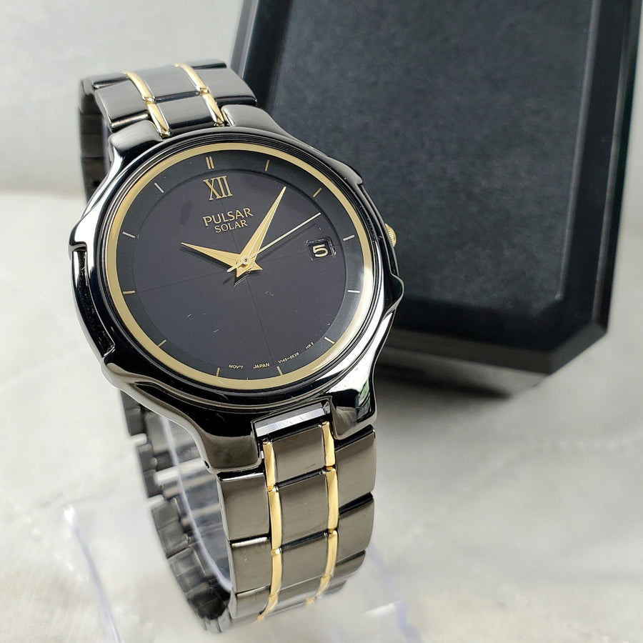 Pulsar by Seiko V145-0C00 Solar Black/gold Japan Men's Watch — Pre-Owned