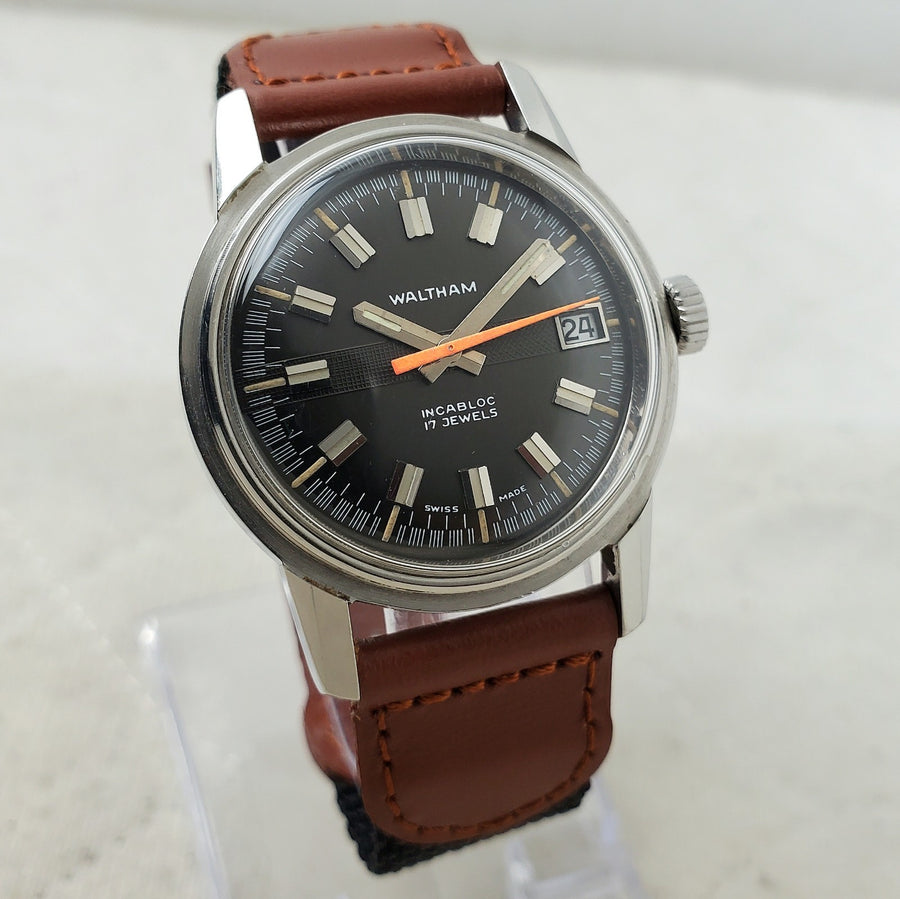 Waltham Skin Diver Incabloc 17 Jewels Handwind Men's Watch — Pre-Owned