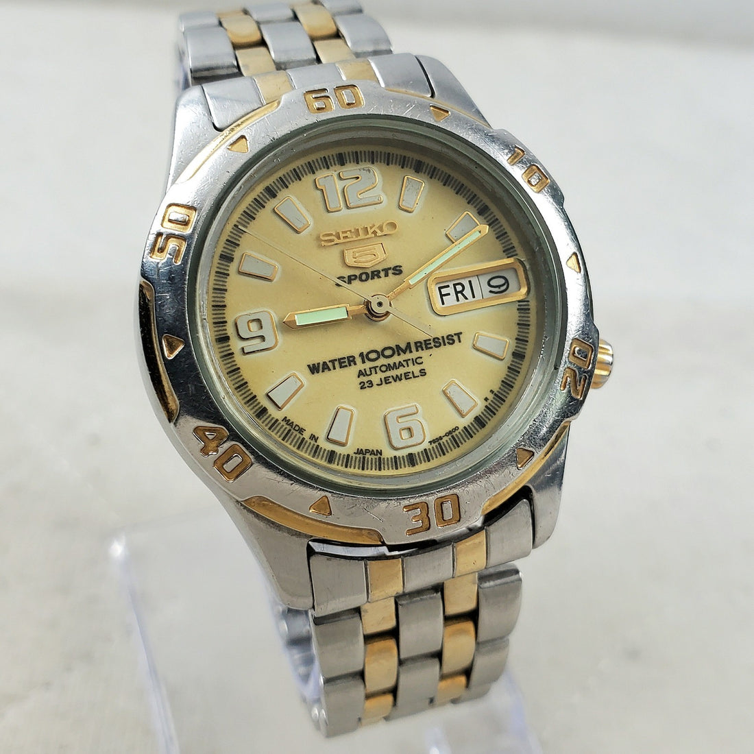 Seiko 5 Sports 7S36-0170 Automatic 23 Jewels 36MM Men's Watch — Pre-Owned