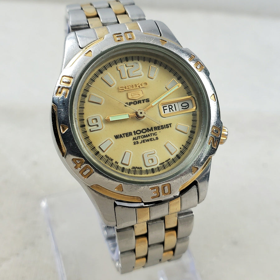 Seiko 5 Sports 7S36-0170 Automatic 23 Jewels 36MM Men's Watch — Pre-Owned