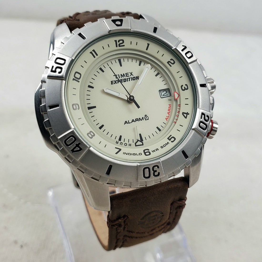 Timex Expedition Shenmue Indiglo T45121 Easy SET Alarm 42MM Men's Watch — Pre-Owned