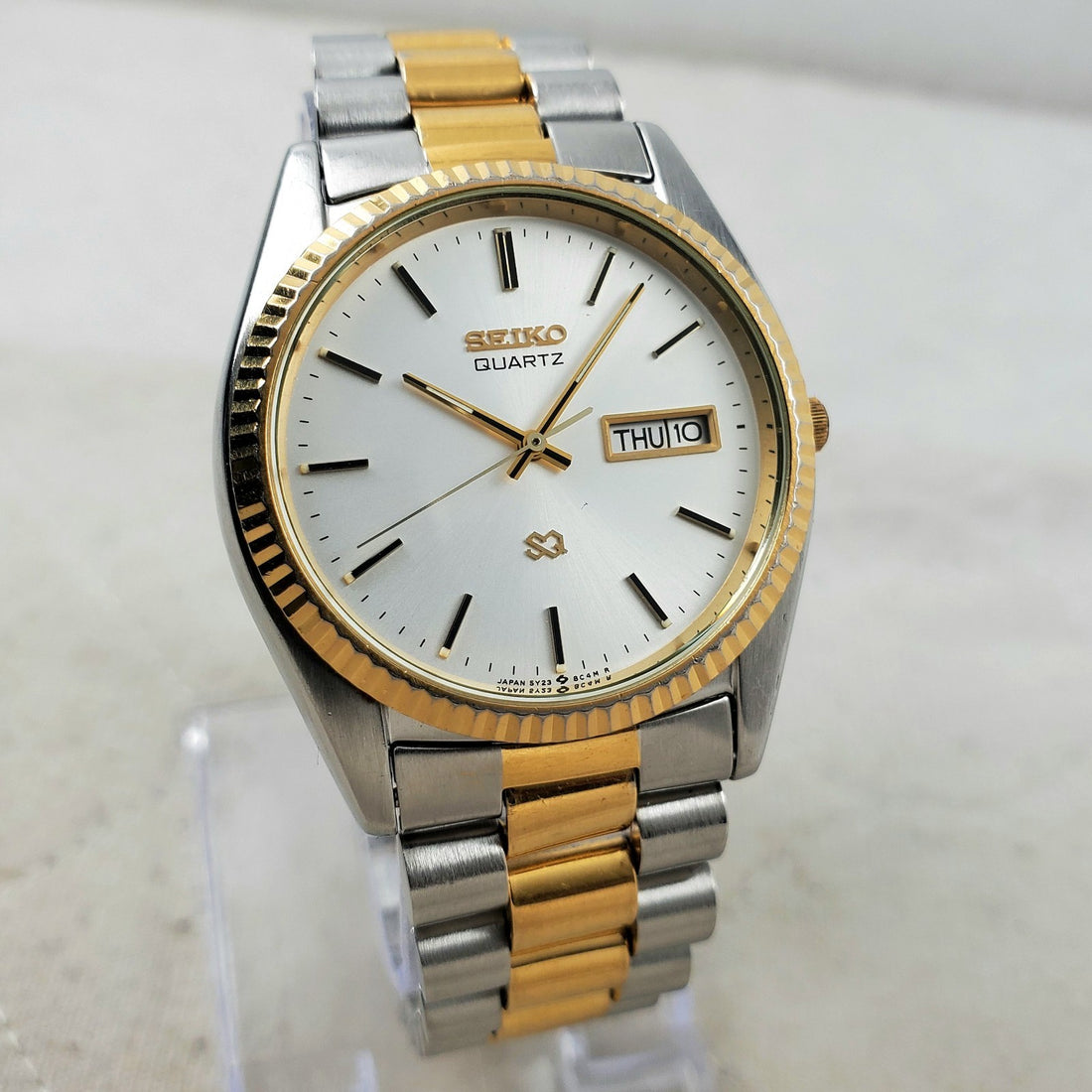 Seiko Quartz SQ 5Y23-8A61 Day/date Japan Classic 36MM Men's Watch — Pre-Owned