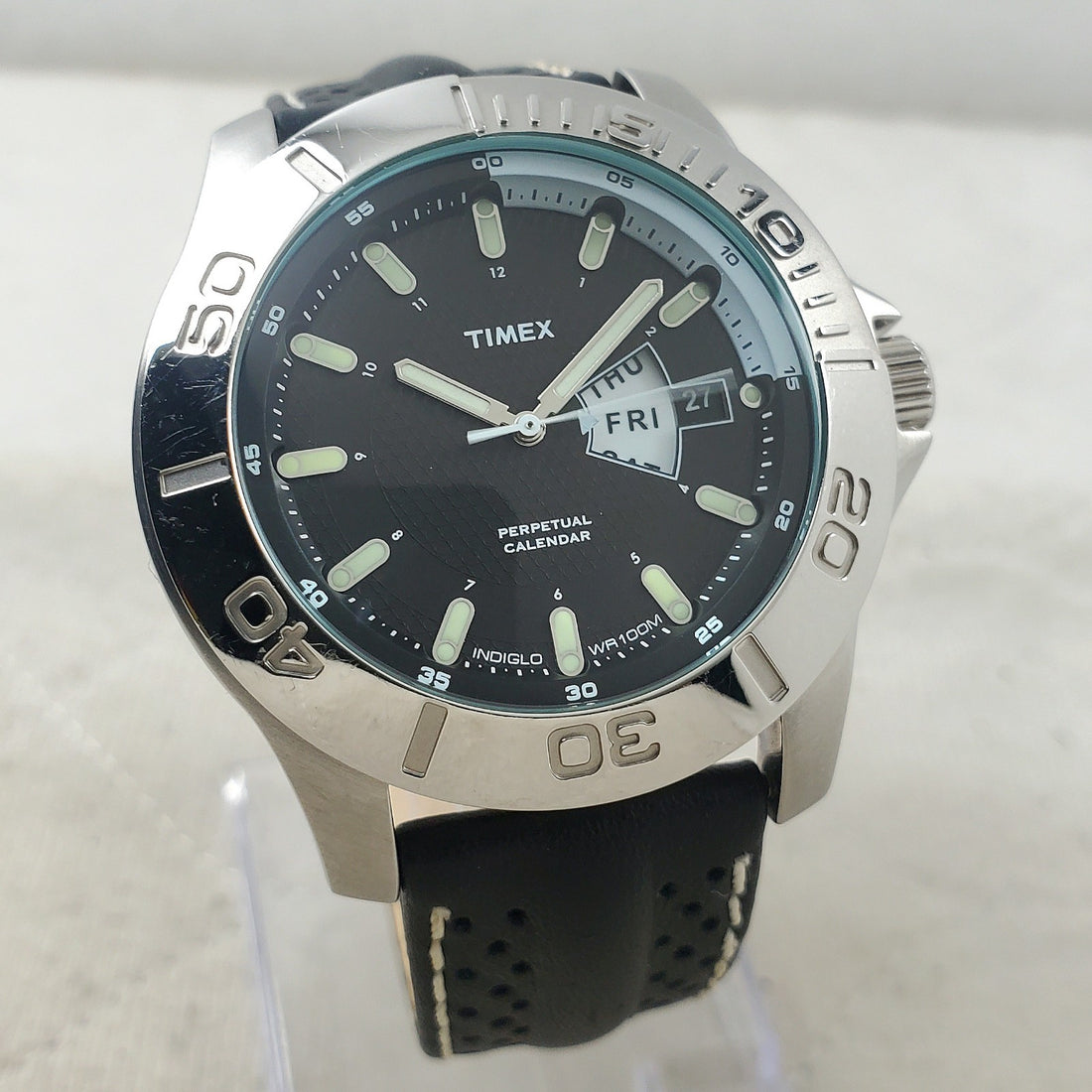 Timex Perpetual Calendar Indiglo T2J081 Quartz WR 100M 44MM Men's Watch — Pre-Owned