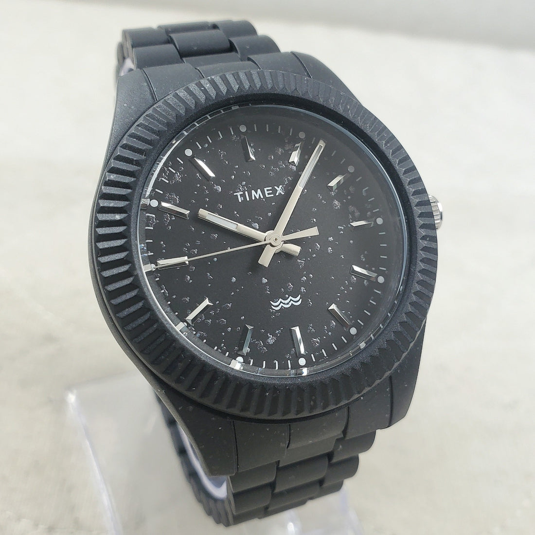 Timex Legacy Ocean Recycled Plastic TW2V77000 Quartz Black 42MM Men's Watch — Pre-Owned