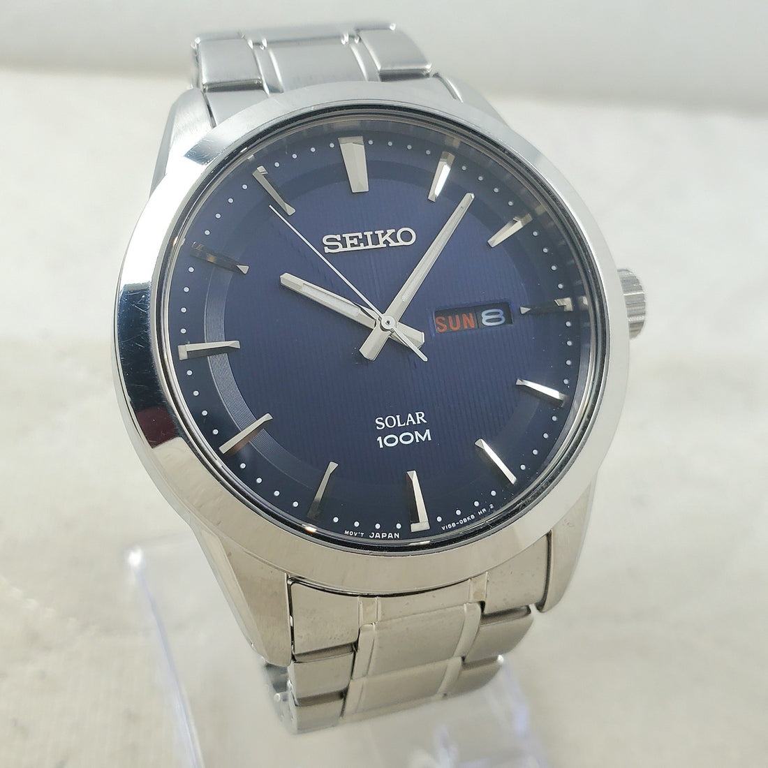 Seiko Solar V158-0AS0 Day/date Blue WR 100M Japan Mov't 43MM Men's Watch — Pre-Owned