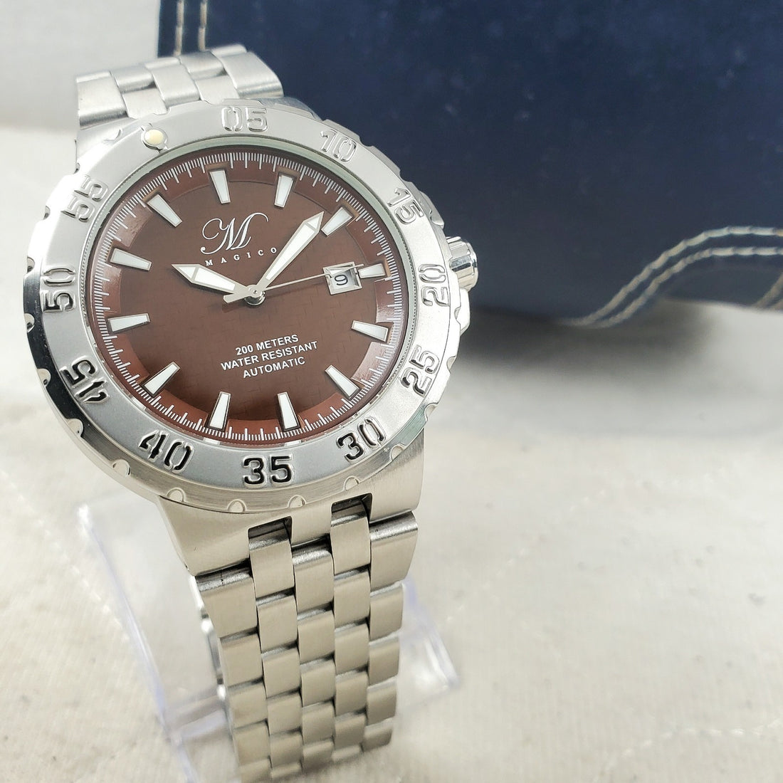 Magico 20001-44 Brown/silver Diver 200M Automatic Date 46MM Men's Watch — Pre-Owned