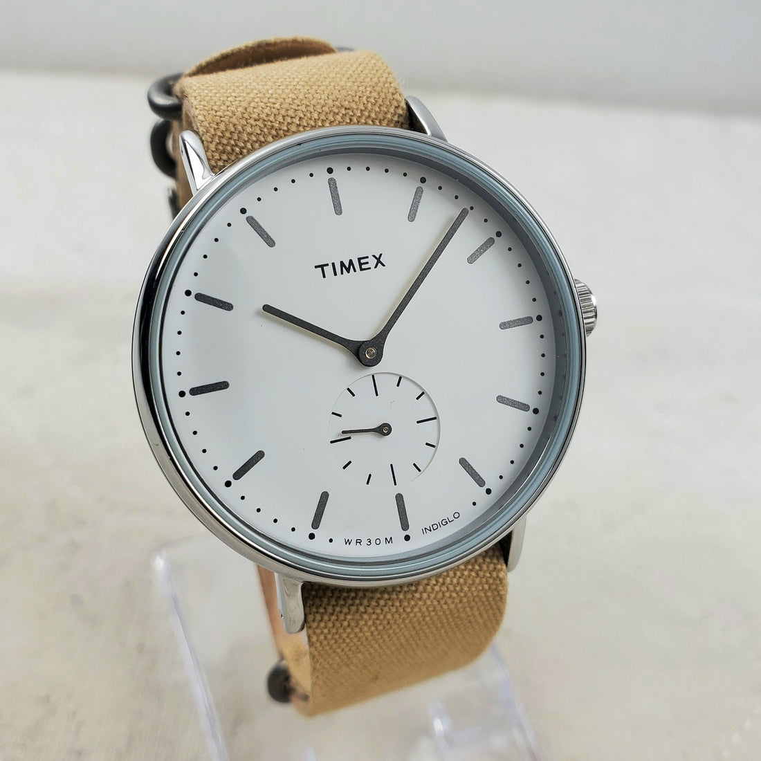 Timex Fairfield Indiglo TW2R38000 Sub-second WR 30M Quartz 41MM Men's Watch — Pre-Owned