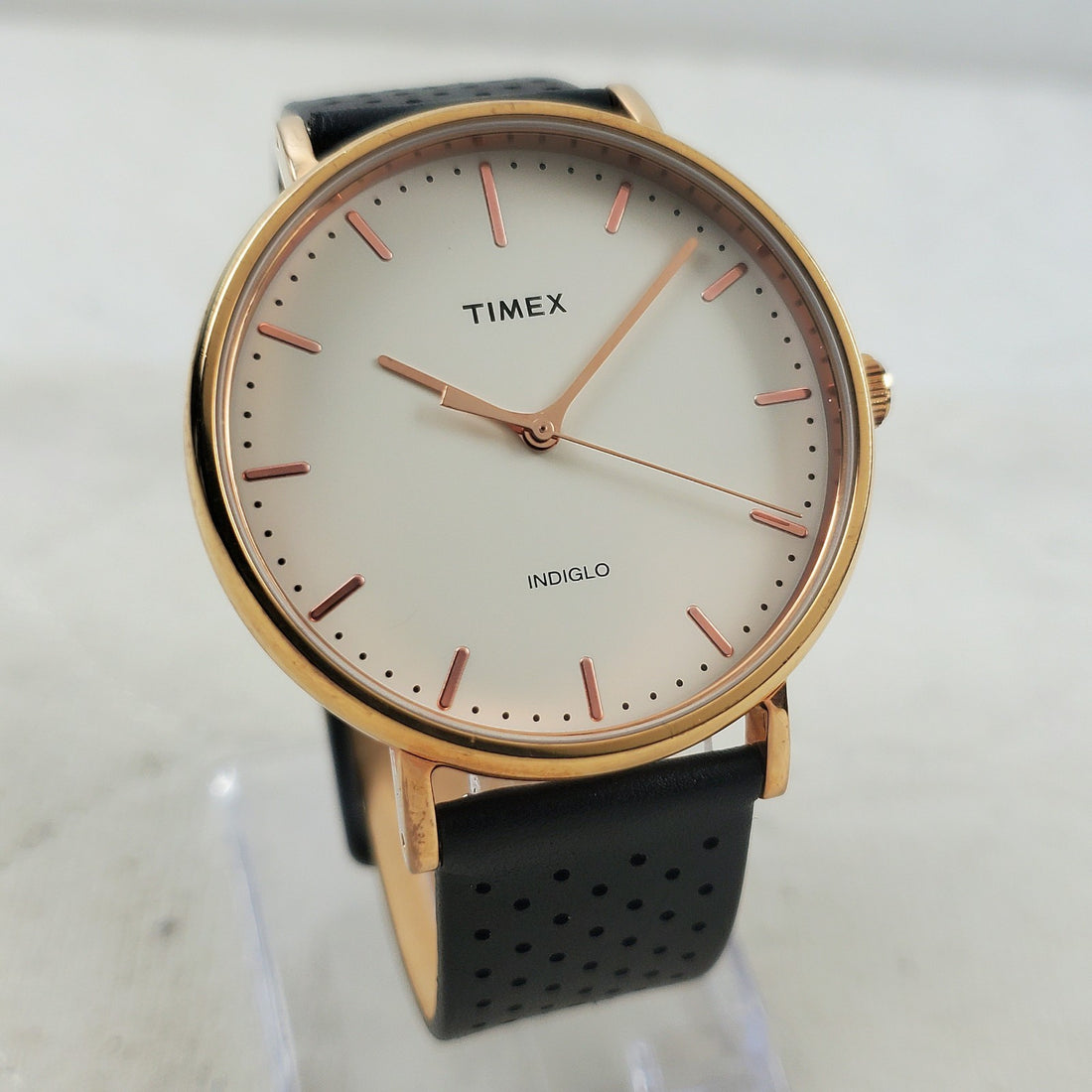 Timex Weekender Fairfield Indiglo TW2P91200 Quartz WR 30M 41MM Men's Watch — Pre-Owned